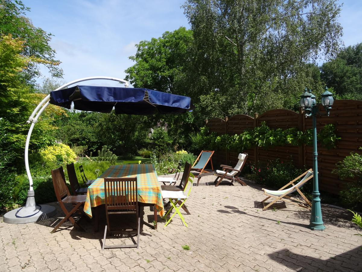Au Relais De Chaussy Panzió Kültér fotó